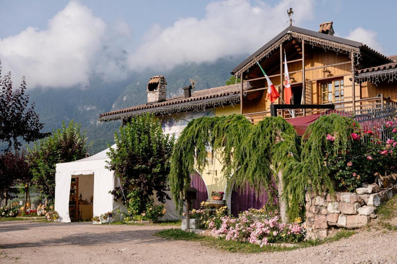 Agritur Maso Alle Rose B&B E Restaurant Balbido-rango Exteriér fotografie