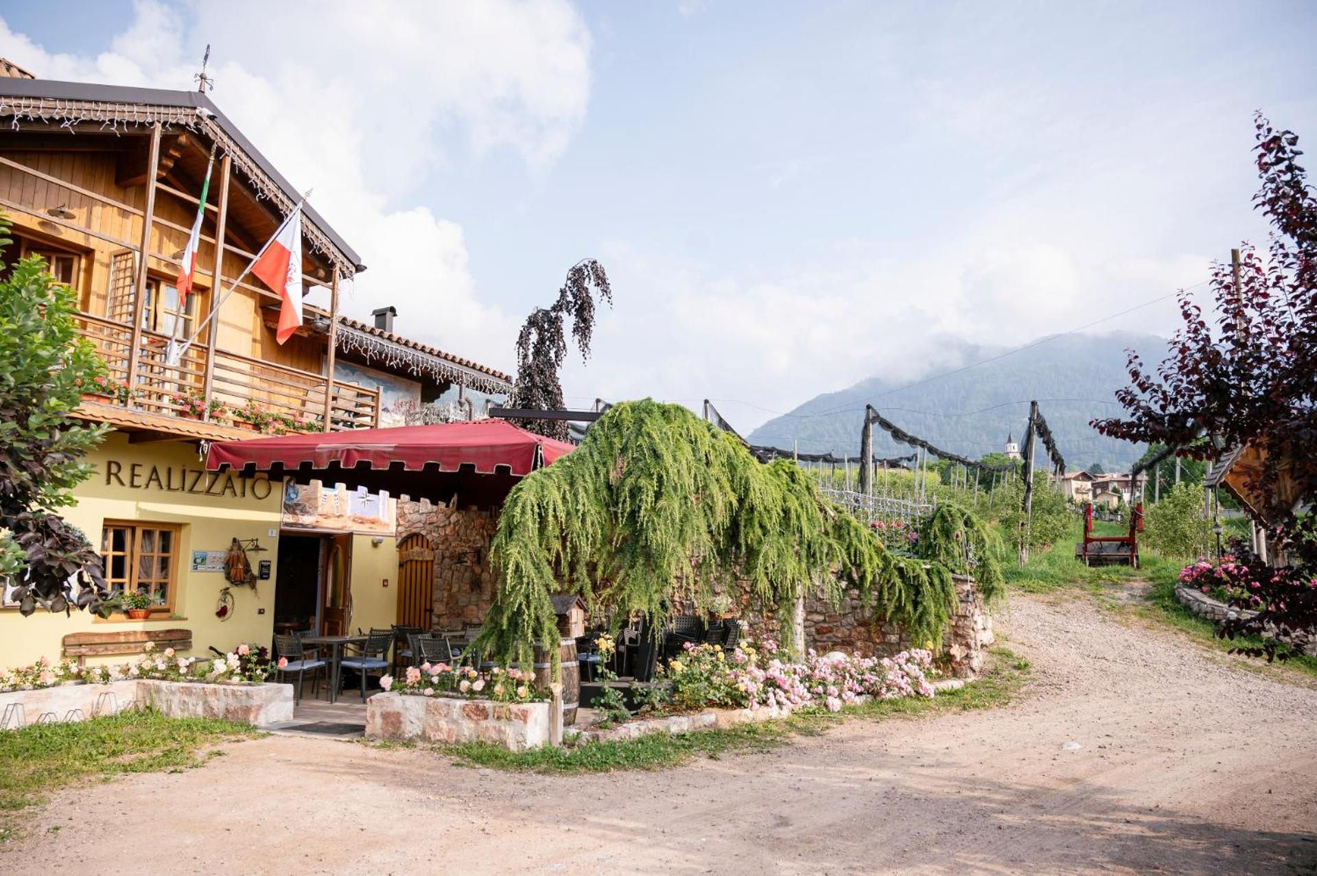 Agritur Maso Alle Rose B&B E Restaurant Balbido-rango Exteriér fotografie
